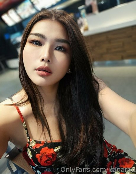 xtinarob sexy actress gallery