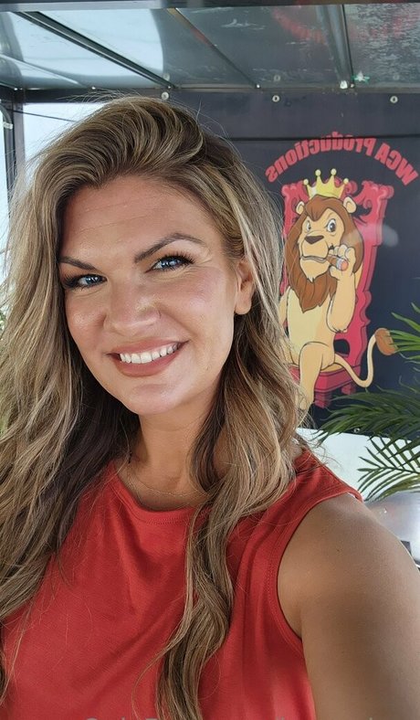 jennyshay beautiful model pics