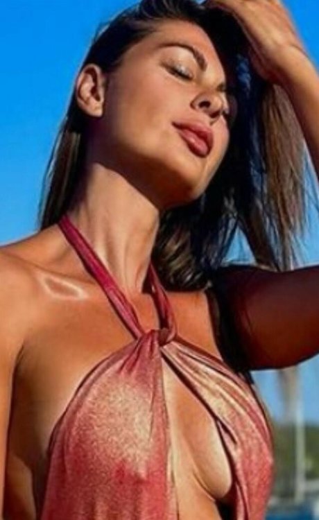 Jolanda De Rienzo exclusive star pic