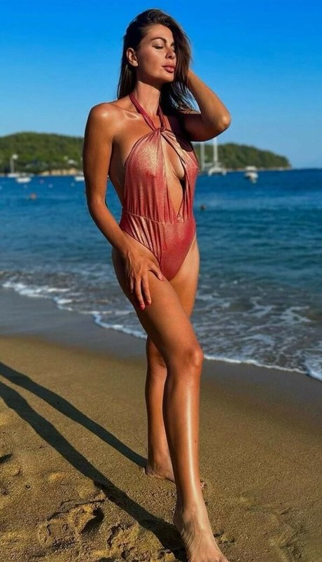 Jolanda De Rienzo pornstar nude images