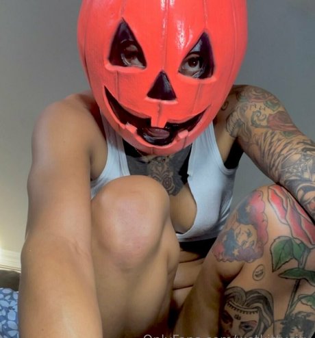 shemale outdoor onlyfans beautiful naked pictures