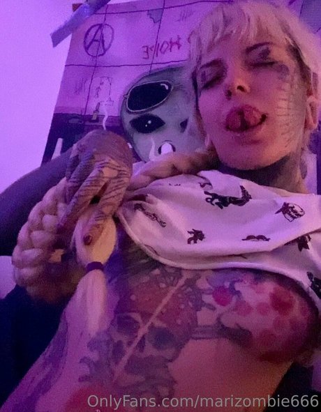 marizombie666 porn actress pics