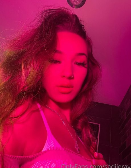 sadiieray adult model img