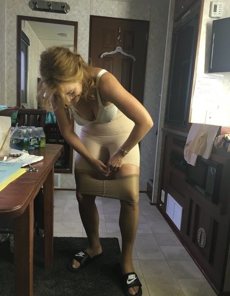 Kate Winslet Profile pic