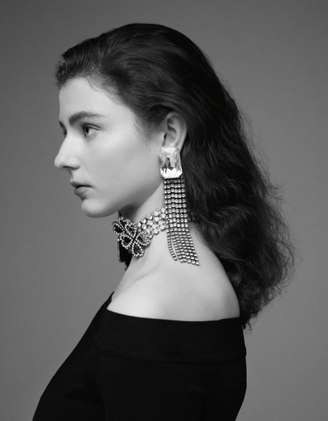 Thomasin Mckenzie star high quality image