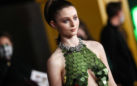 Thomasin Mckenzie beautiful model pictures