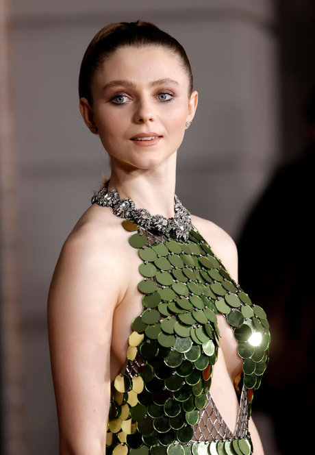 Thomasin Mckenzie hd actress archive