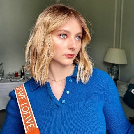 Thomasin Mckenzie pornstar sex picture