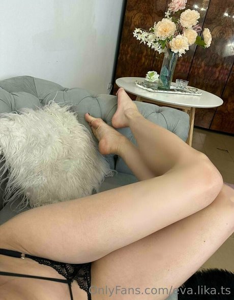 eva lika ts naked star galleries