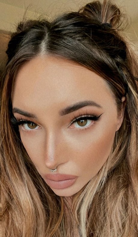 Brittany Zapata pornstar image