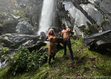 fxxkingexplorers model beautiful pics