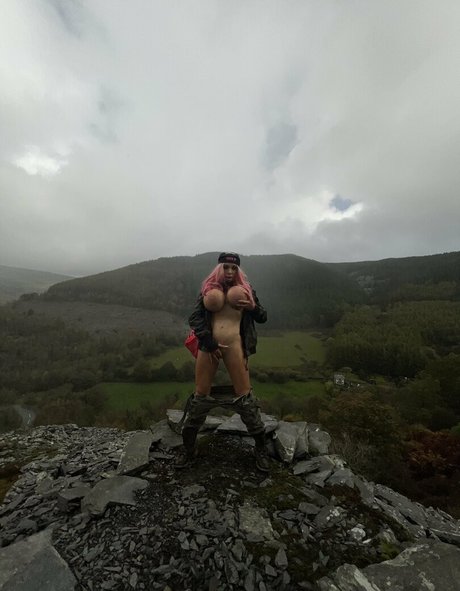 fxxkingexplorers star sexy images