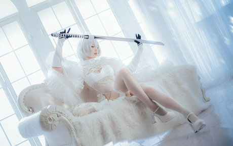 eeelyeee nudes star picture