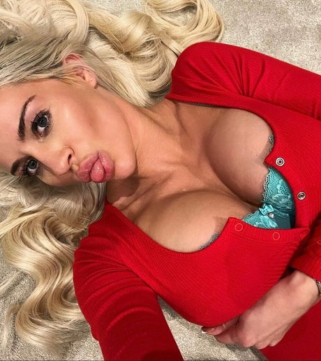 Sienna Day pornstar art galleries