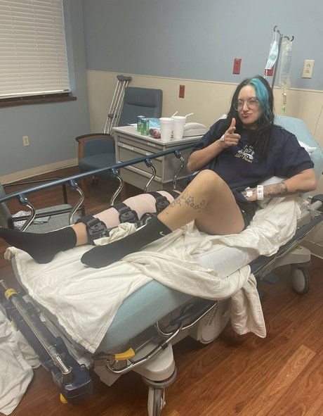 Kris Statlander star erotic pictures