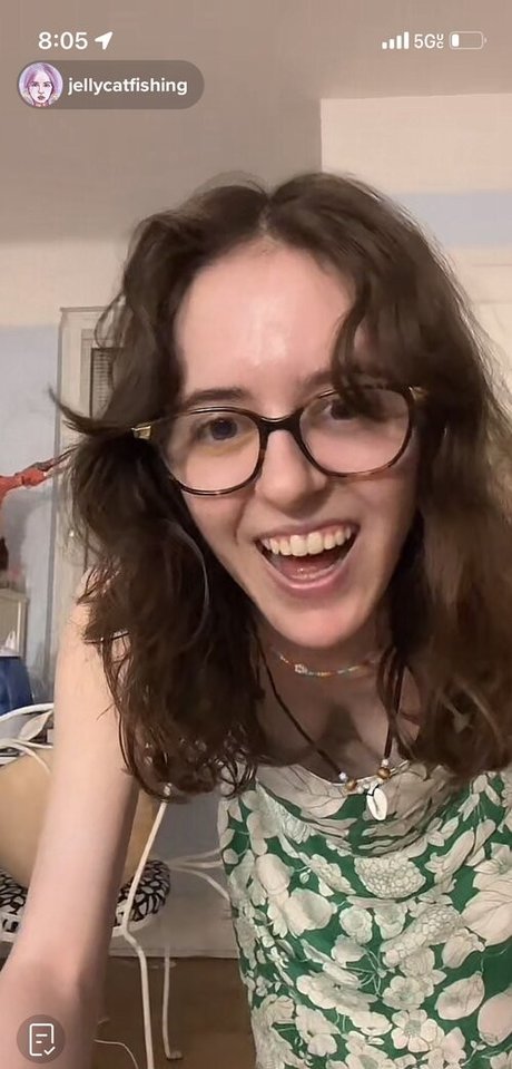 Jellycatfishing model sexy galleries