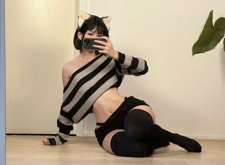 Tanukii Chan sexy actress images