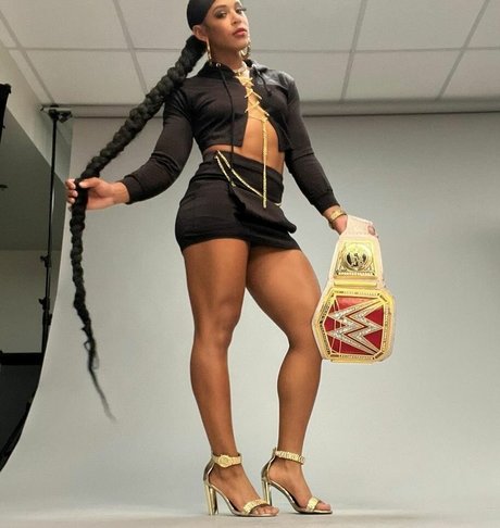 Bianca Belair pretty star photos
