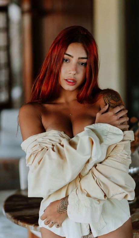 Leticia Castro pretty actress pic