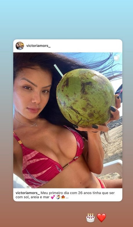 Victoria Helena star art image