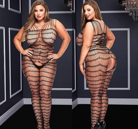 Ashley Alexiss naked actress pictures