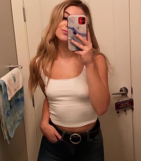 bugurl pornstar nudes photo