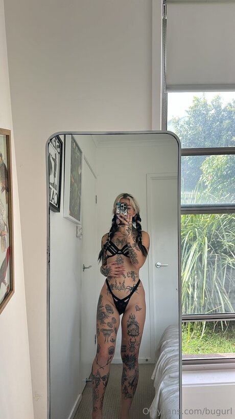 bugurl nudes pornstar gallery