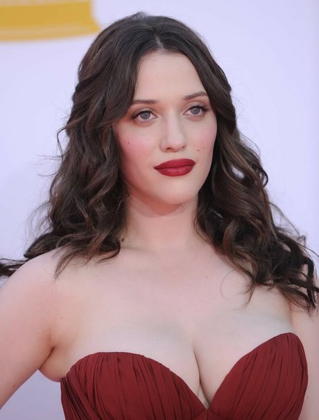 Kat Dennings perfect actress image