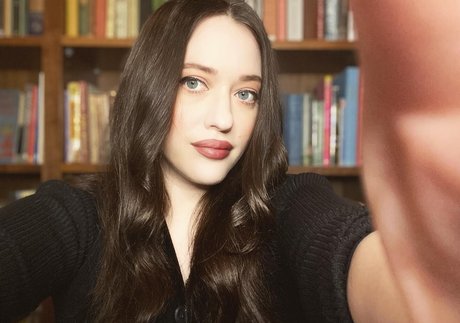 Kat Dennings star nude archive