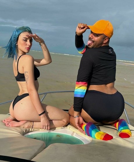 Belle Kaffer high quality model pic