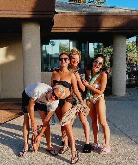 Haley Reinhart model sex images