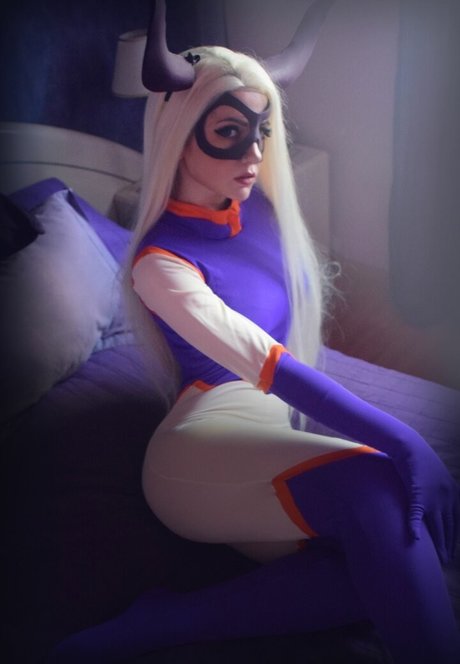 Magui Sunshine erotic star photos