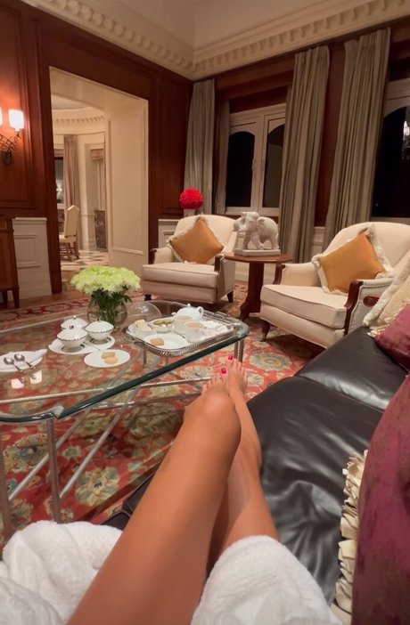 Alina Lobacheva sexy actress images