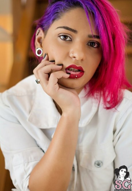 __deka___SG art actress archive