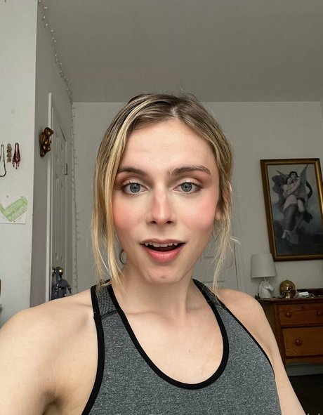 cooltransgirl free model photos