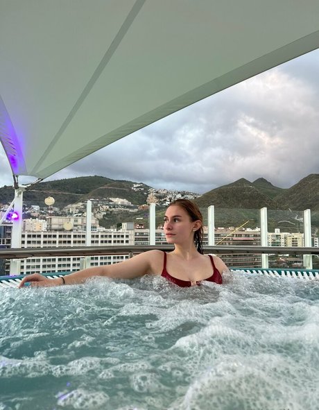 lilithwilson model high quality picture