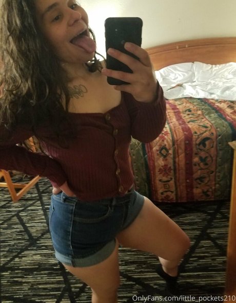 little pockets210 sex star pictures