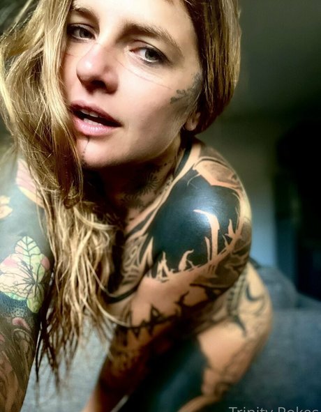 Trinity Eclectic pornstar beautiful img