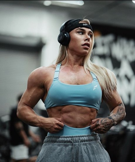 Samantha Jerring adult model gallery