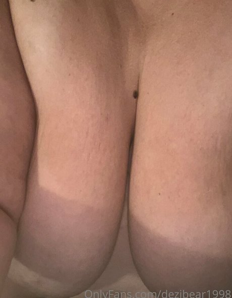 dezibear1998 pornstar adult images