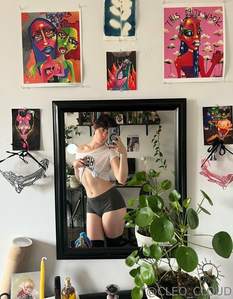 king leo cloud star naked photos