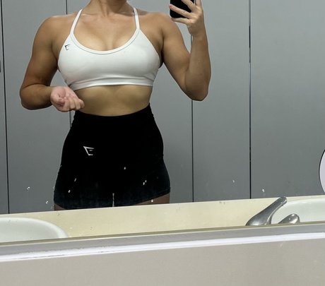 skylarosy sexy actress img