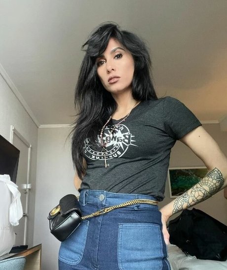 Cristina Valenzuela nudes actress galleries