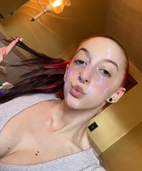 FrontDeskLady perfect pornstar pic