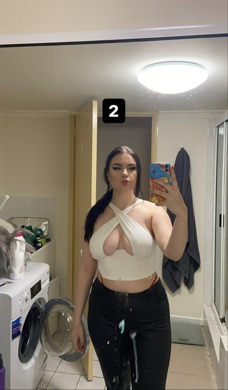 sleppyy pornstar pretty photo