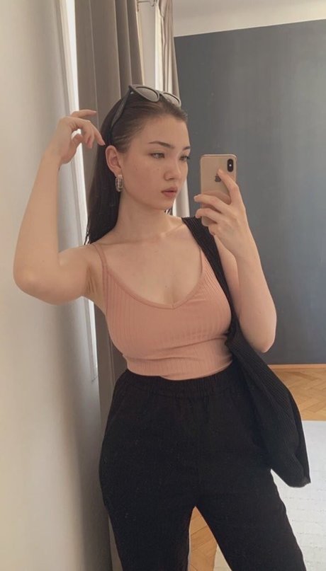 Aya Shalkar sex model pictures