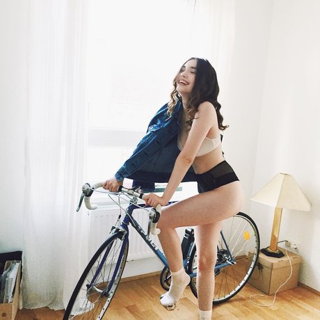 Aya Shalkar pornstar xxx archive