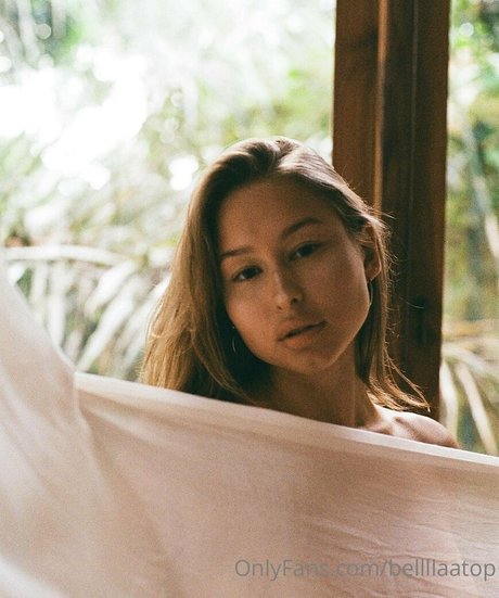 bellllaatop high quality actress archive