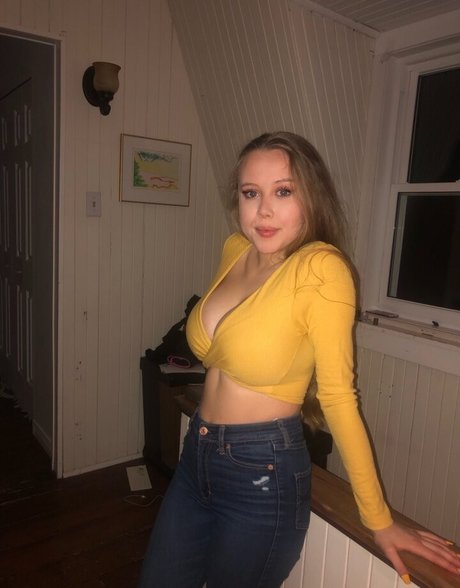 Emily Kyte free star pictures