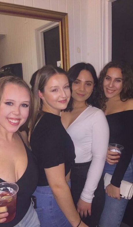 Emily Kyte high quality star images